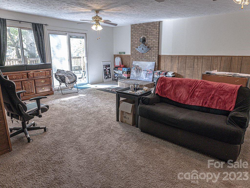 20 East Shore Drive Asheville NC 28805
