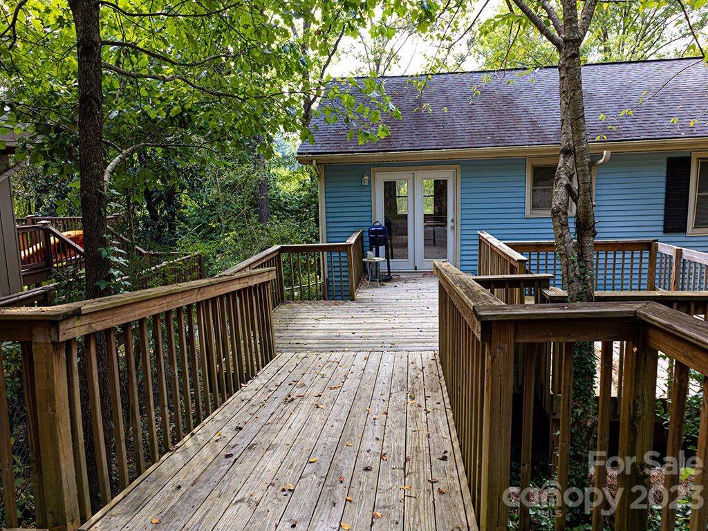 20 East Shore Drive Asheville NC 28805