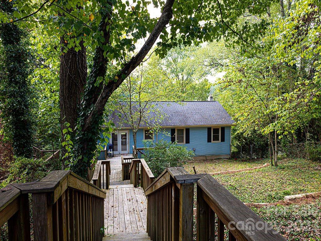 20 East Shore Drive Asheville NC 28805