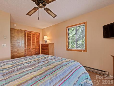1672 Summit Drive Maggie Valley NC 28751