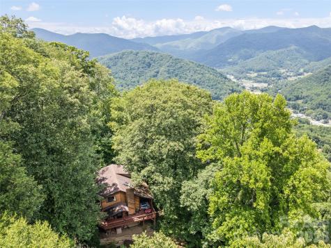 1672 Summit Drive Maggie Valley NC 28751