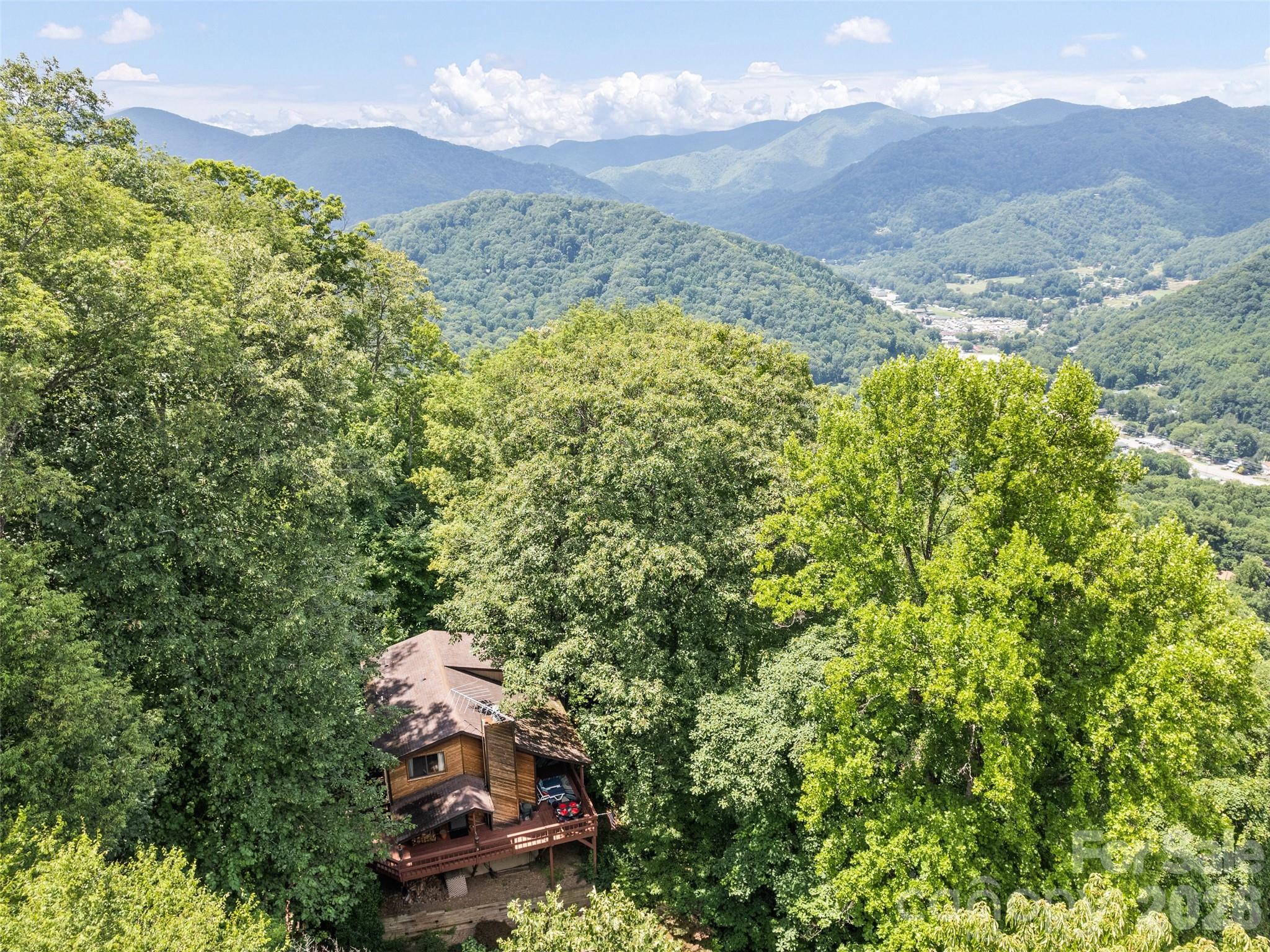 1672 Summit Drive Maggie Valley NC 28751
