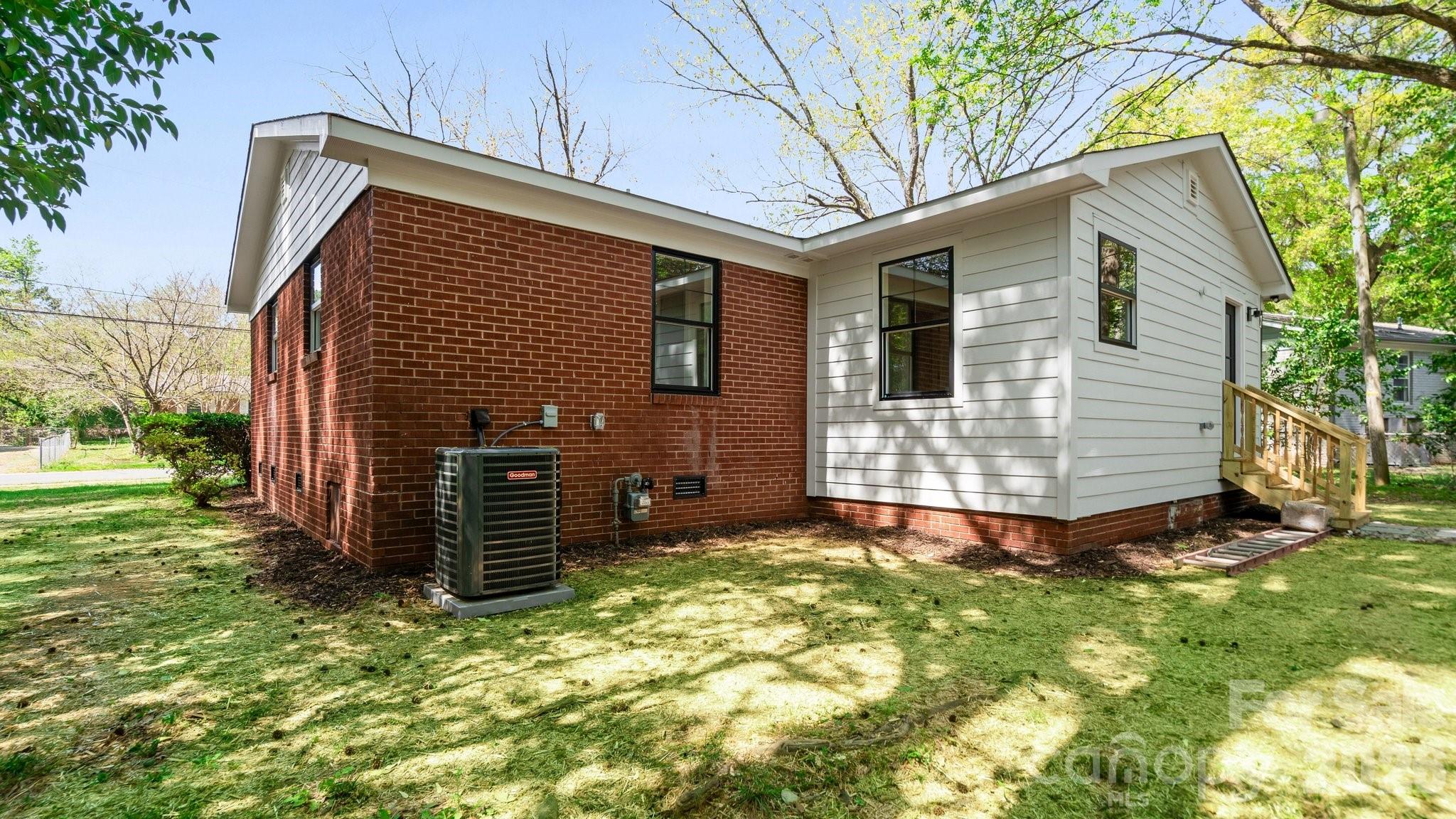 4817 Ridgeley Drive Charlotte NC 28208