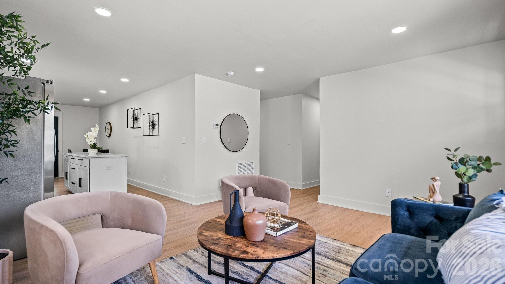 4817 Ridgeley Drive Charlotte NC 28208