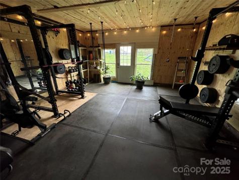 5373 Nc Highway 16 Highway N Taylorsville NC 28681