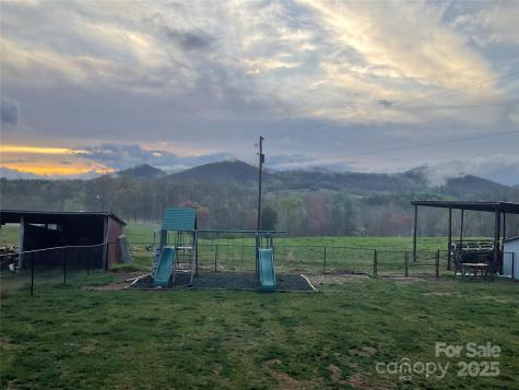 5373 Nc Highway 16 Highway N Taylorsville NC 28681