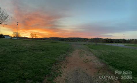 5373 Nc Highway 16 Highway N Taylorsville NC 28681
