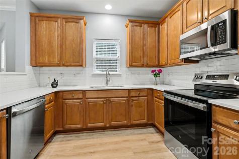 17507 Westmill Lane Charlotte NC 28277