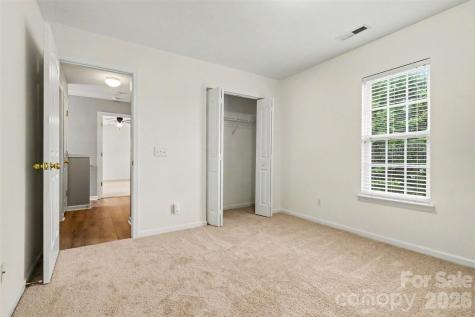 17507 Westmill Lane Charlotte NC 28277