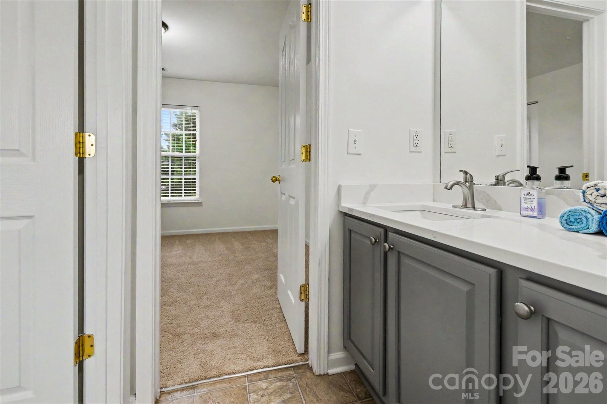 17507 Westmill Lane Charlotte NC 28277