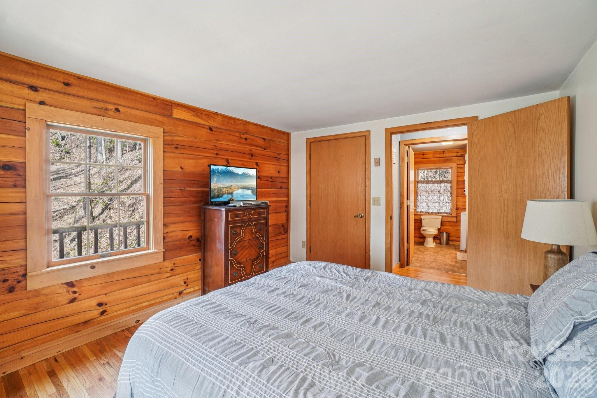 307 Roaring Creek Lane Waynesville NC 28786
