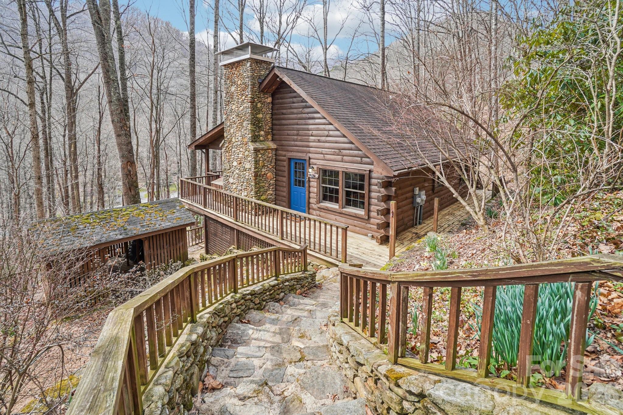 307 Roaring Creek Lane Waynesville NC 28786