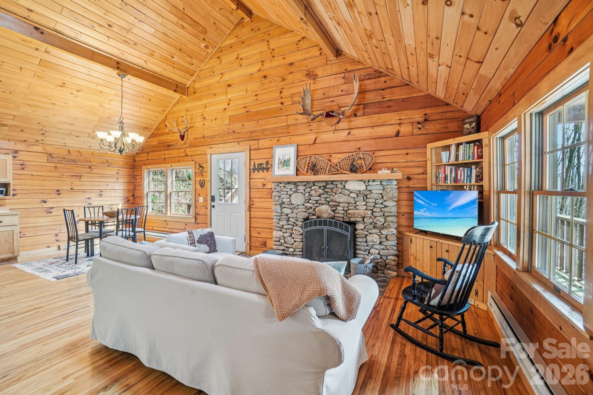 307 Roaring Creek Lane Waynesville NC 28786