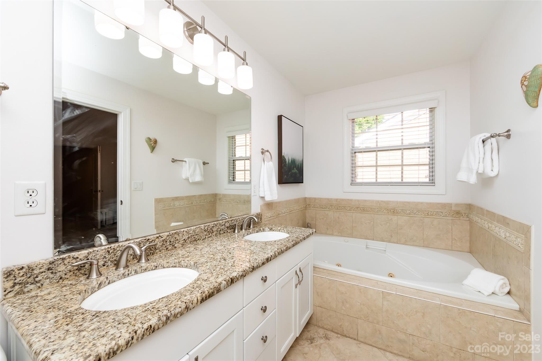 9217 Bonnie Briar Circle Charlotte NC 28277