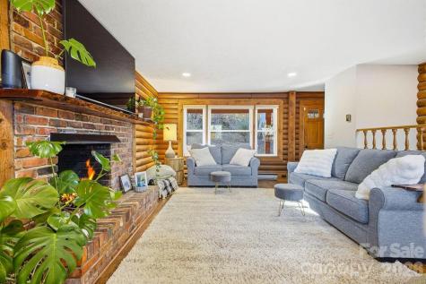 34 Greenbriar Road Black Mountain NC 28711