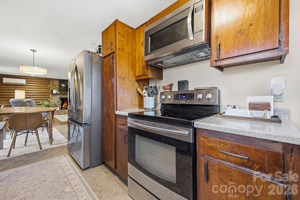 34 Greenbriar Road Black Mountain NC 28711