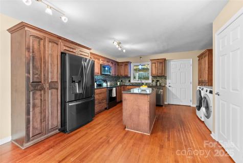 32 Southwicke Drive Arden NC 28704