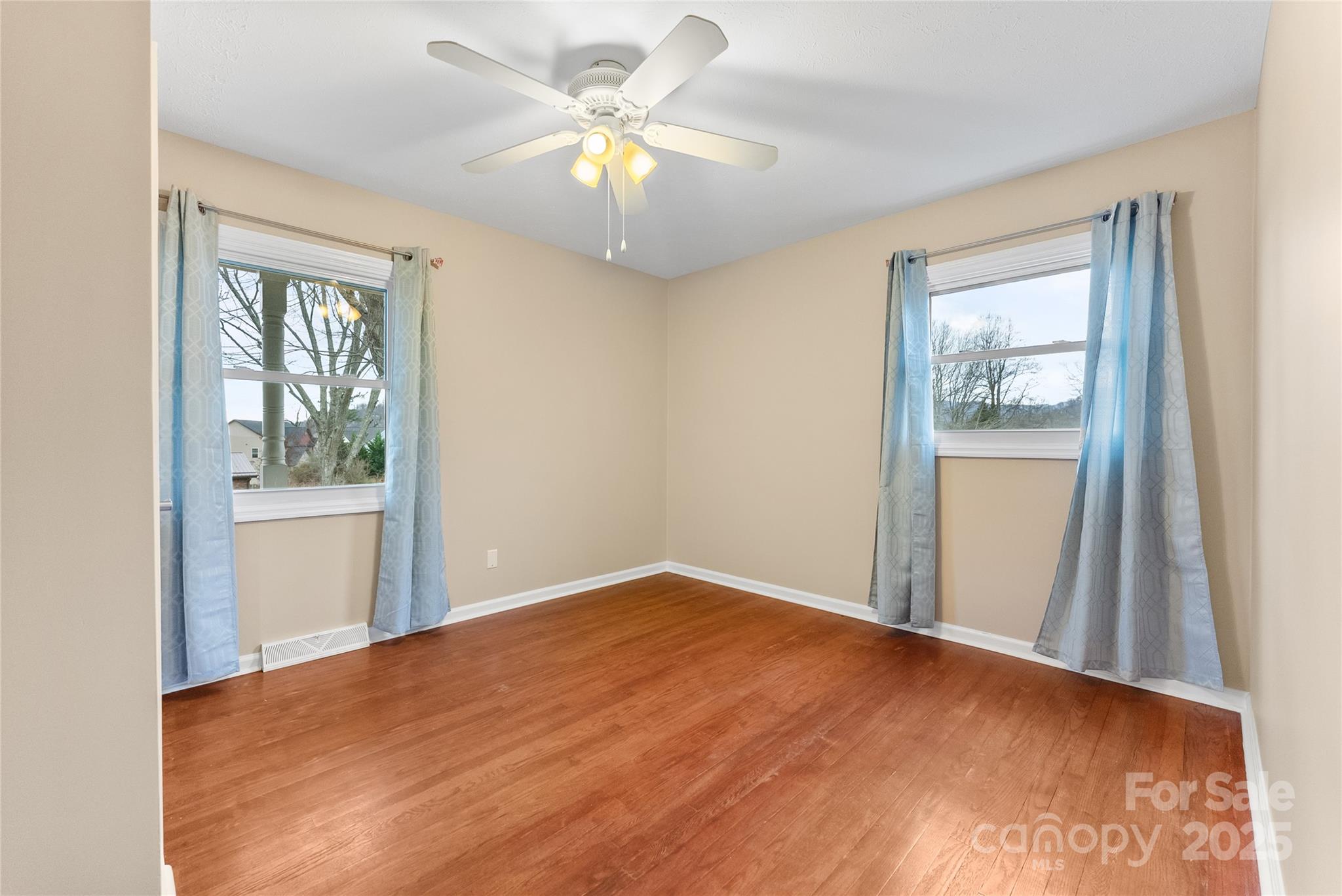 32 Southwicke Drive Arden NC 28704