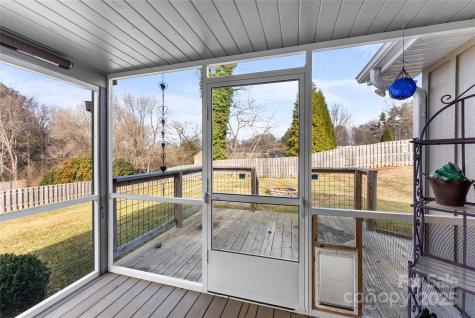 32 Southwicke Drive Arden NC 28704