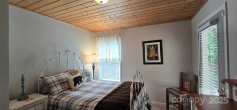 607 Rocky Top Trail Barnardsville NC 28709