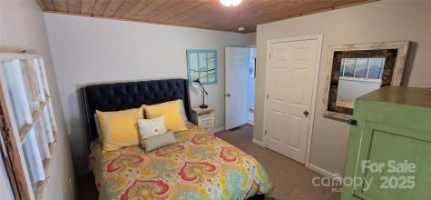 607 Rocky Top Trail Barnardsville NC 28709