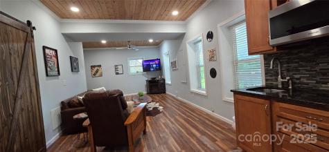 607 Rocky Top Trail Barnardsville NC 28709