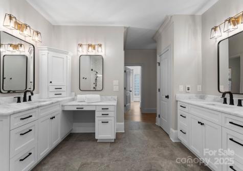 4429 Cameron Oaks Drive Charlotte NC 28211