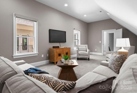 4429 Cameron Oaks Drive Charlotte NC 28211