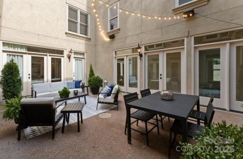 4429 Cameron Oaks Drive Charlotte NC 28211