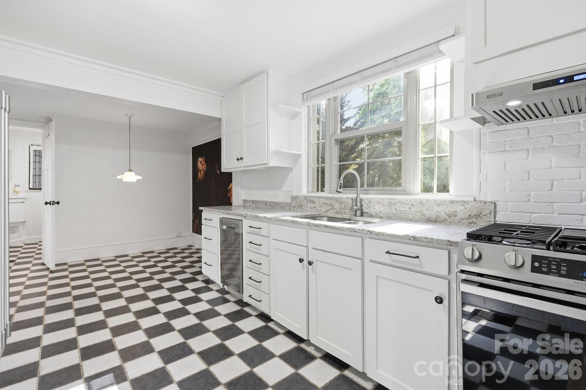 150 Pacolet Street Tryon NC 28782