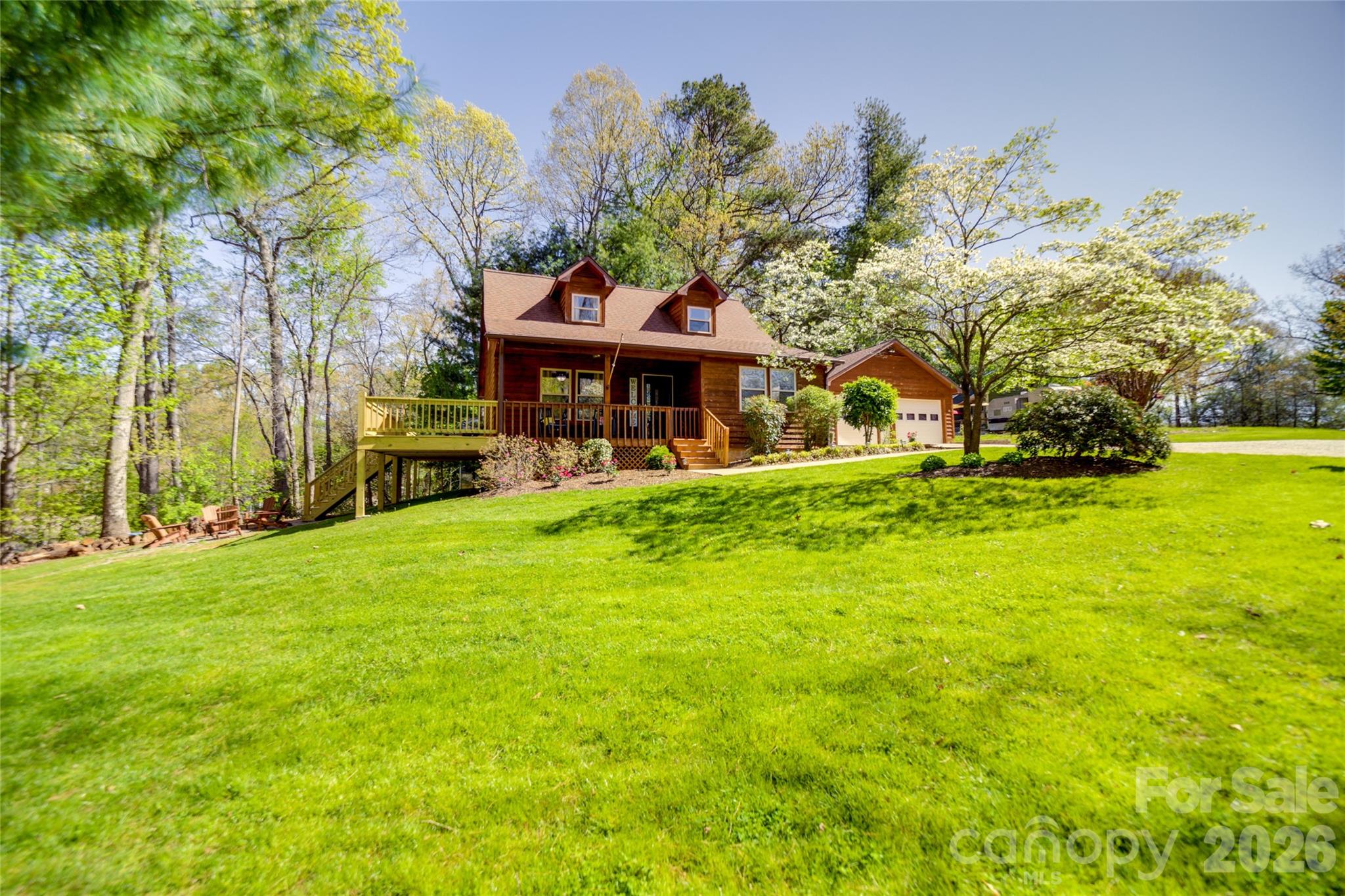 24 Oakwood Road Candler NC 28715