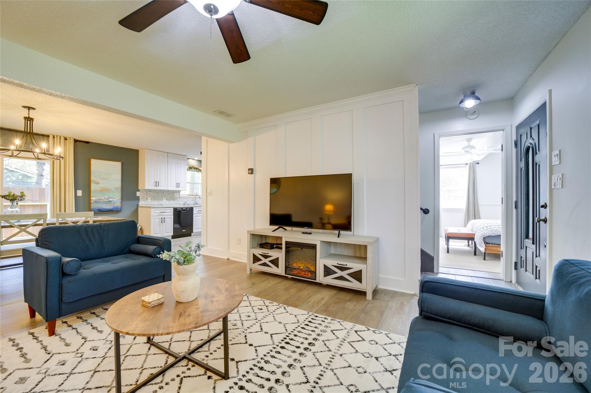 24 Oakwood Road Candler NC 28715