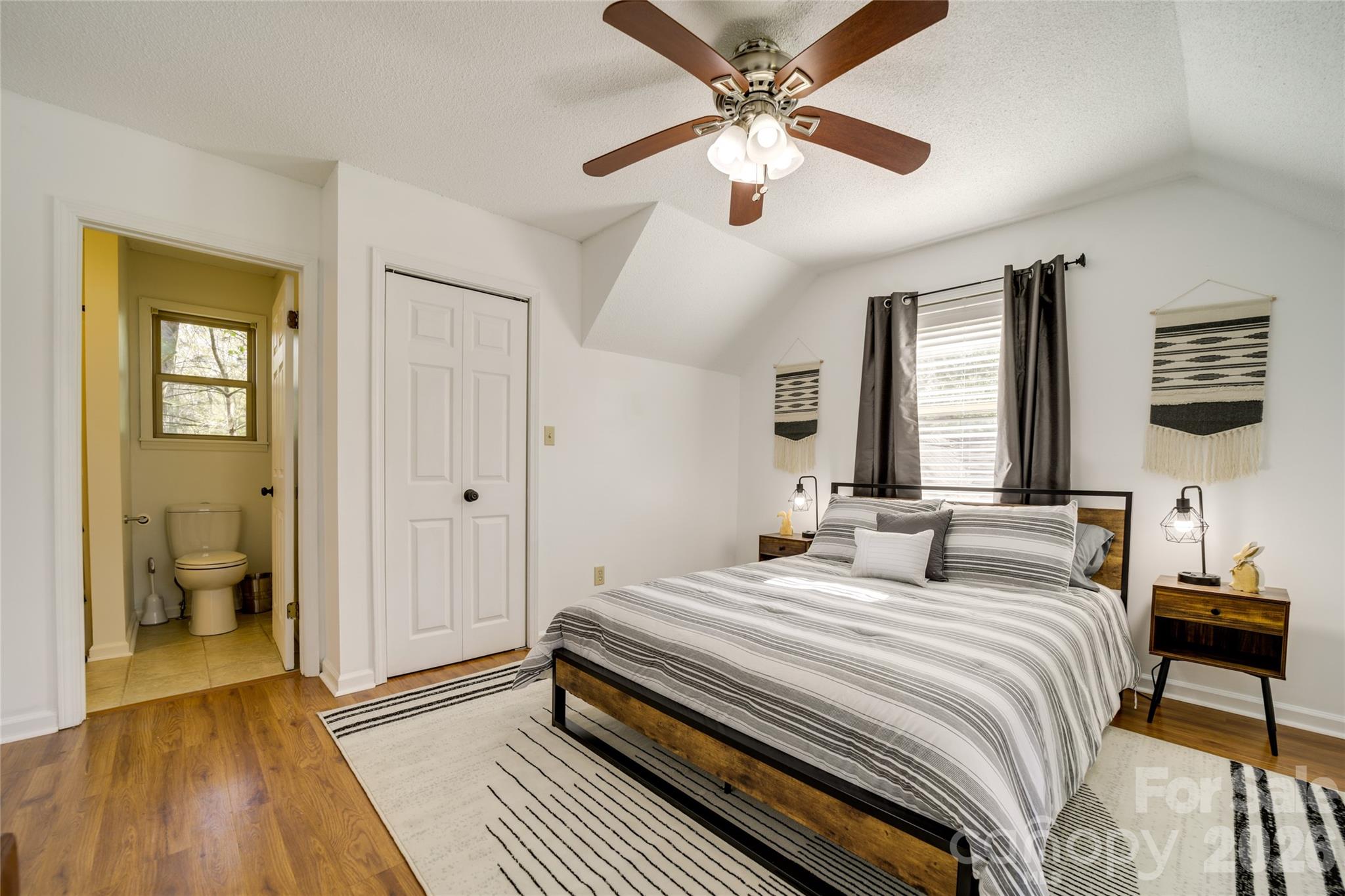 24 Oakwood Road Candler NC 28715