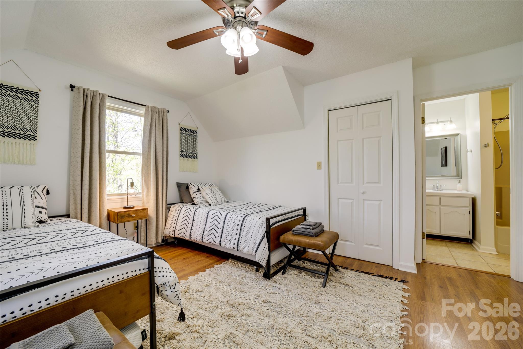 24 Oakwood Road Candler NC 28715