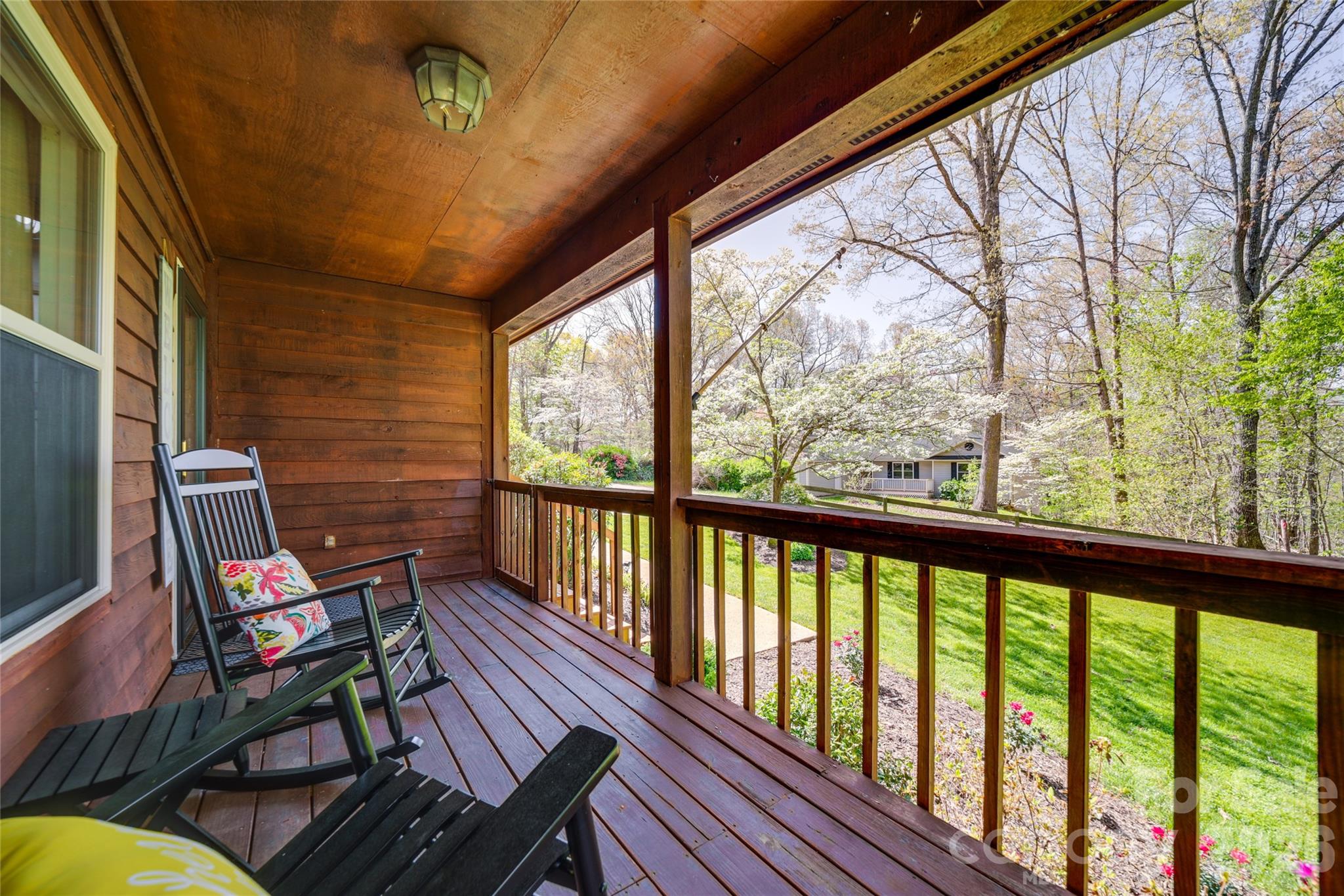 24 Oakwood Road Candler NC 28715