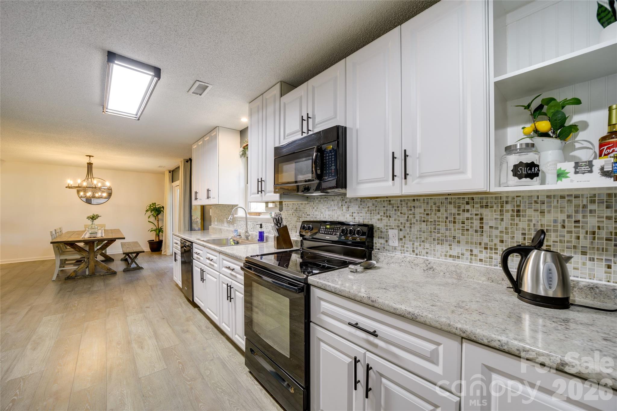 24 Oakwood Road Candler NC 28715