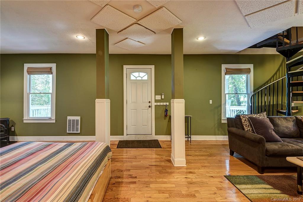 20 Hazzard Street Asheville NC 28801