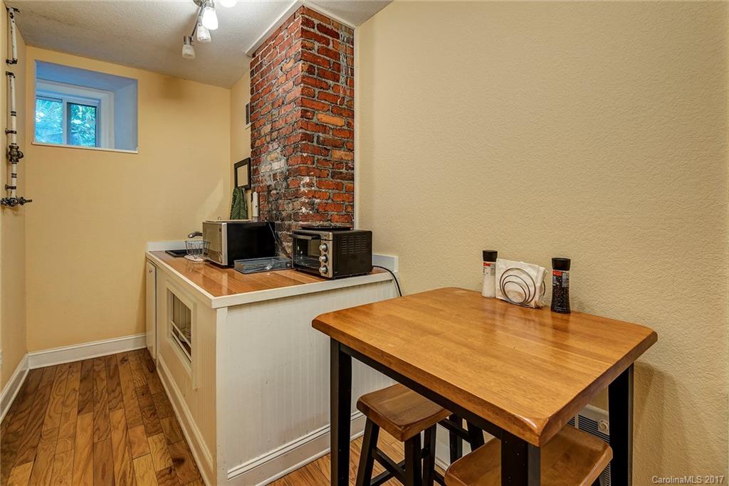 20 Hazzard Street Asheville NC 28801