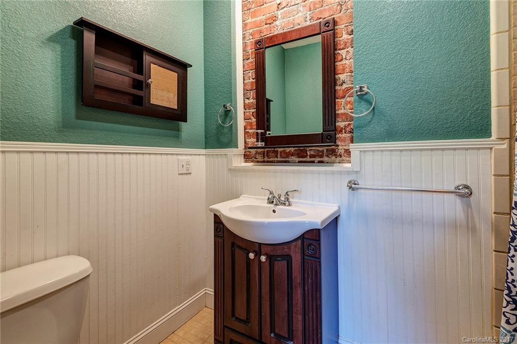 20 Hazzard Street Asheville NC 28801