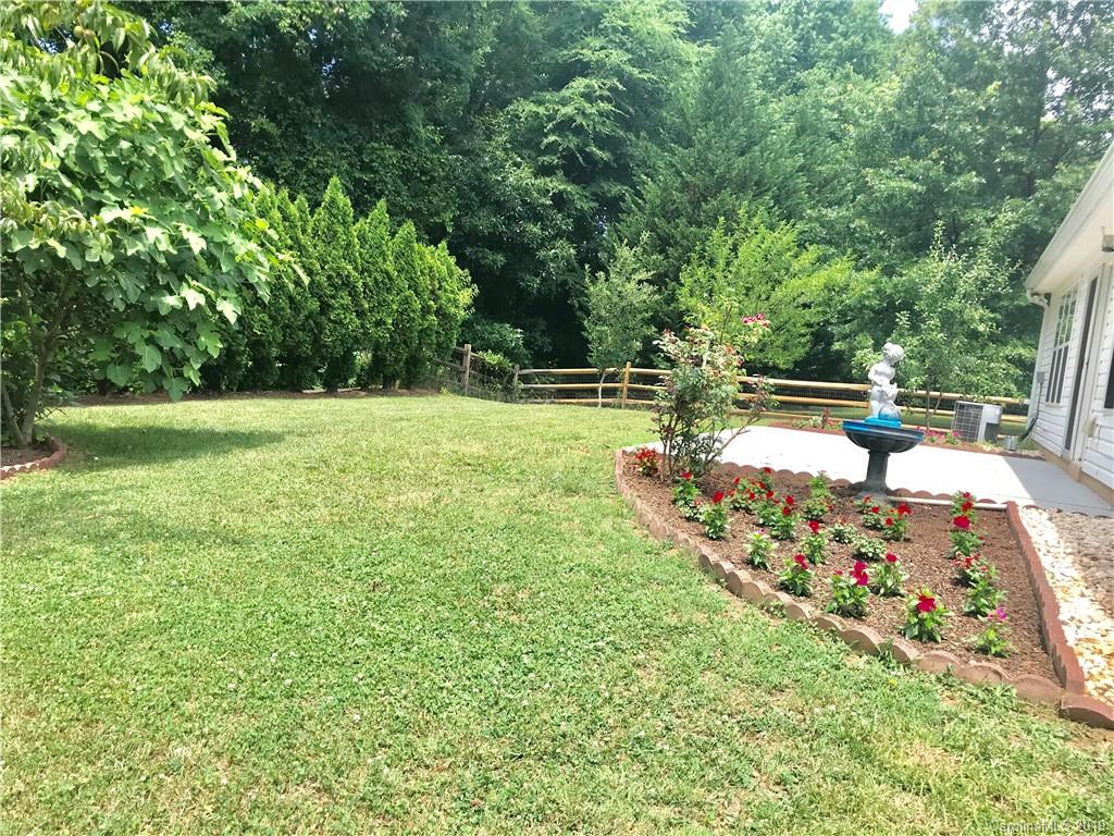 17110 Cambridge Woods Court Charlotte NC 28277