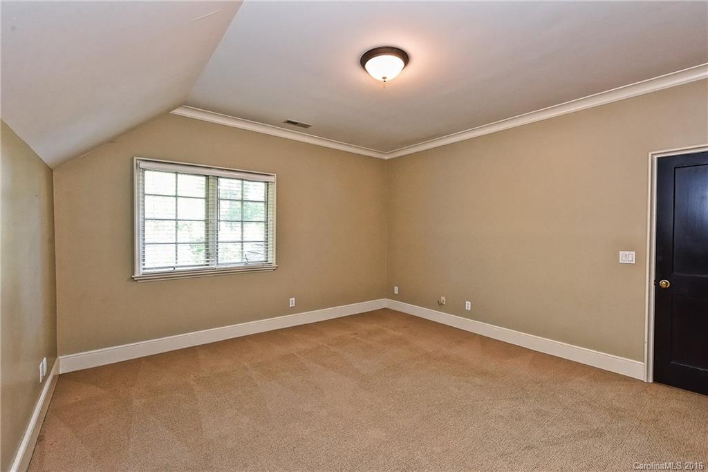 4200 Fox Brook Lane Charlotte NC 28211