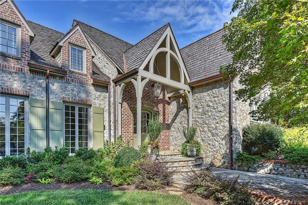4200 Fox Brook Lane Charlotte NC 28211