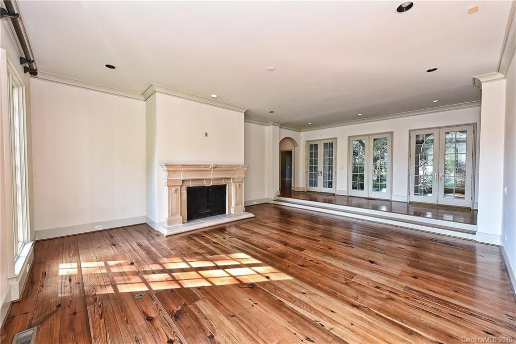 4200 Fox Brook Lane Charlotte NC 28211