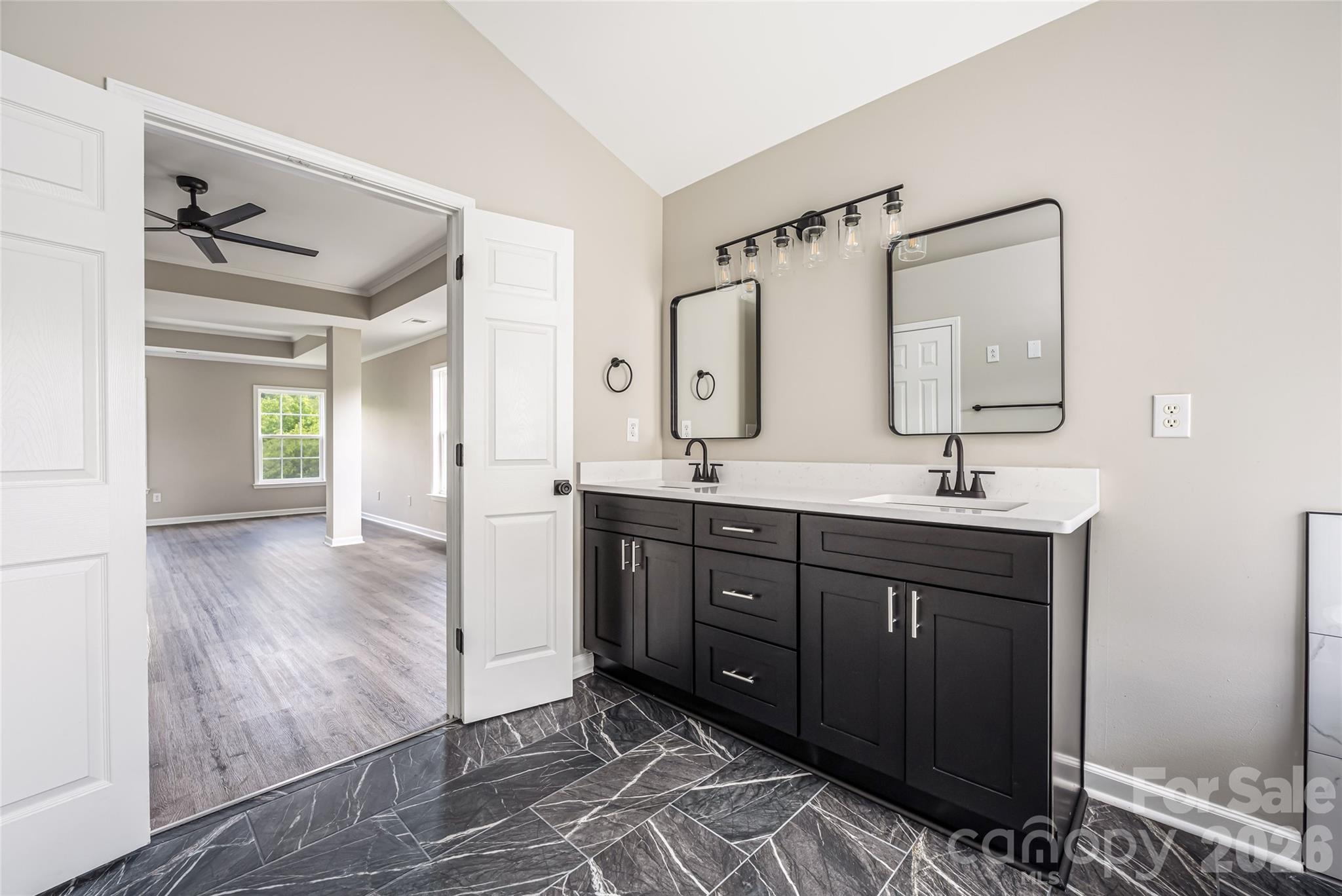 13834 Riding Hill Avenue Charlotte NC 28213