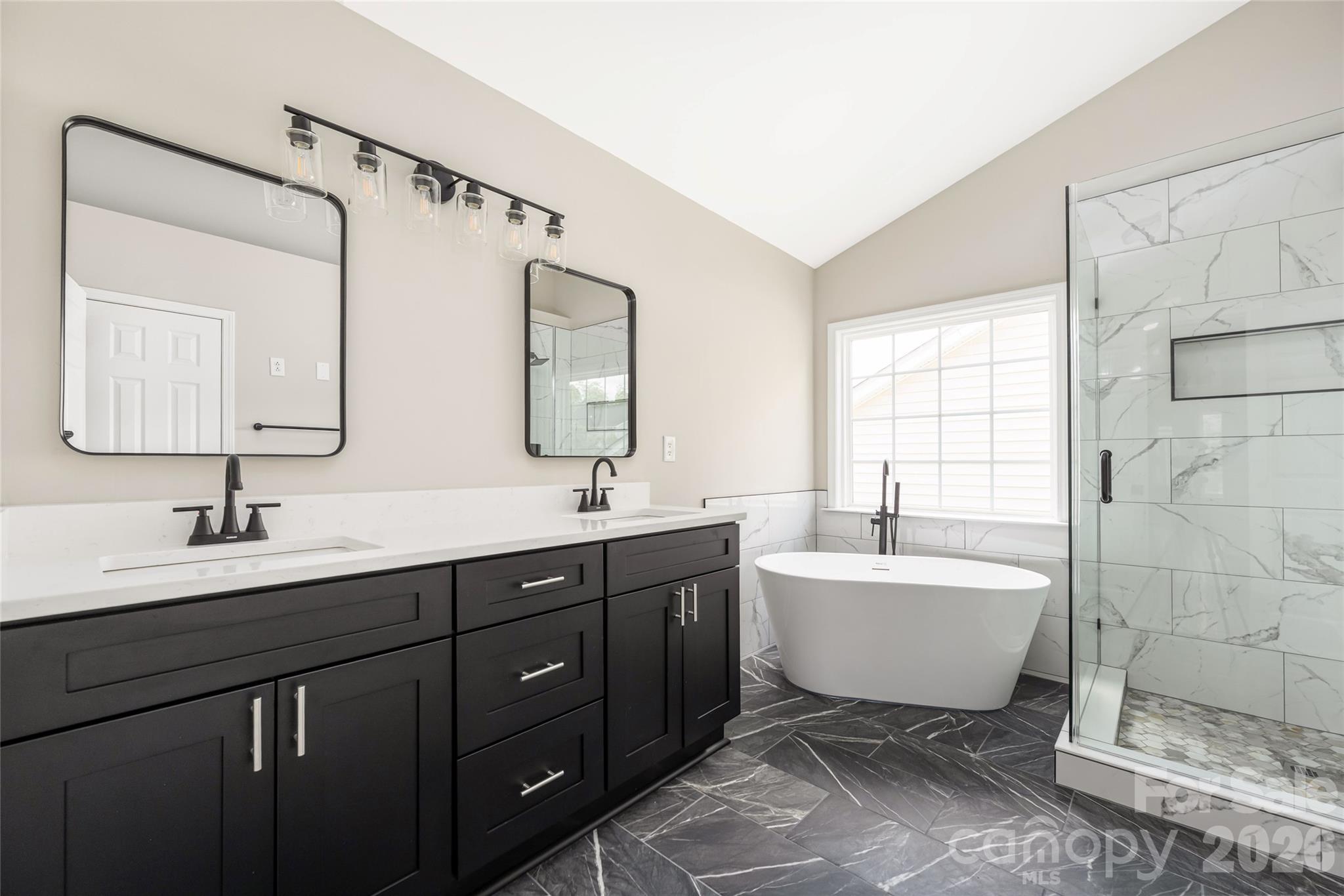 13834 Riding Hill Avenue Charlotte NC 28213
