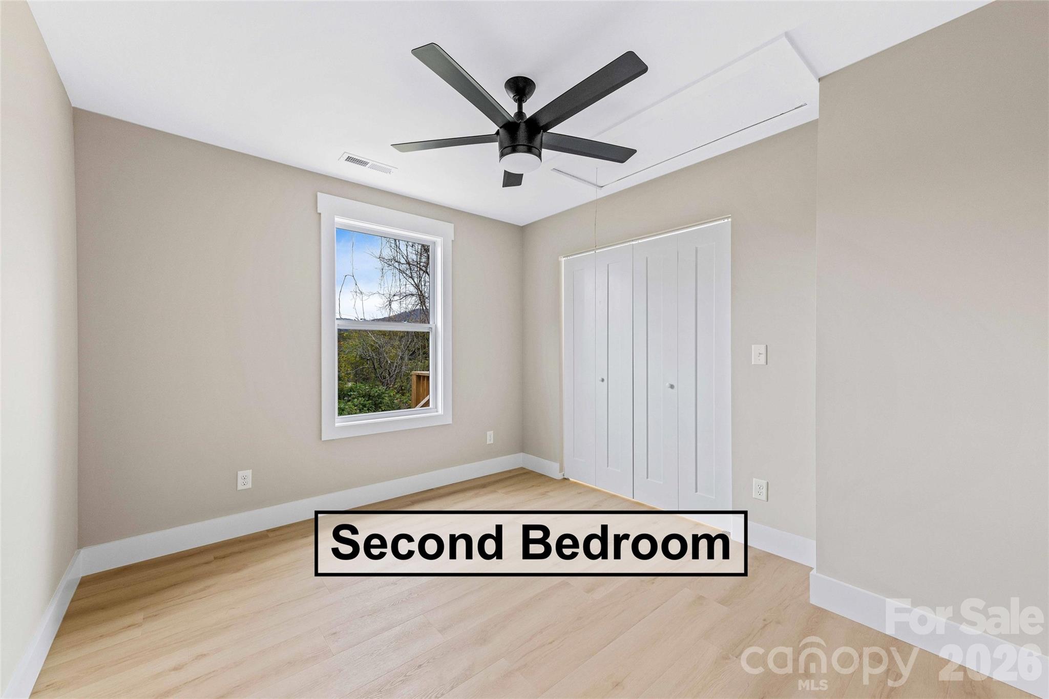 662 Beehive Road Hendersonville NC 28792