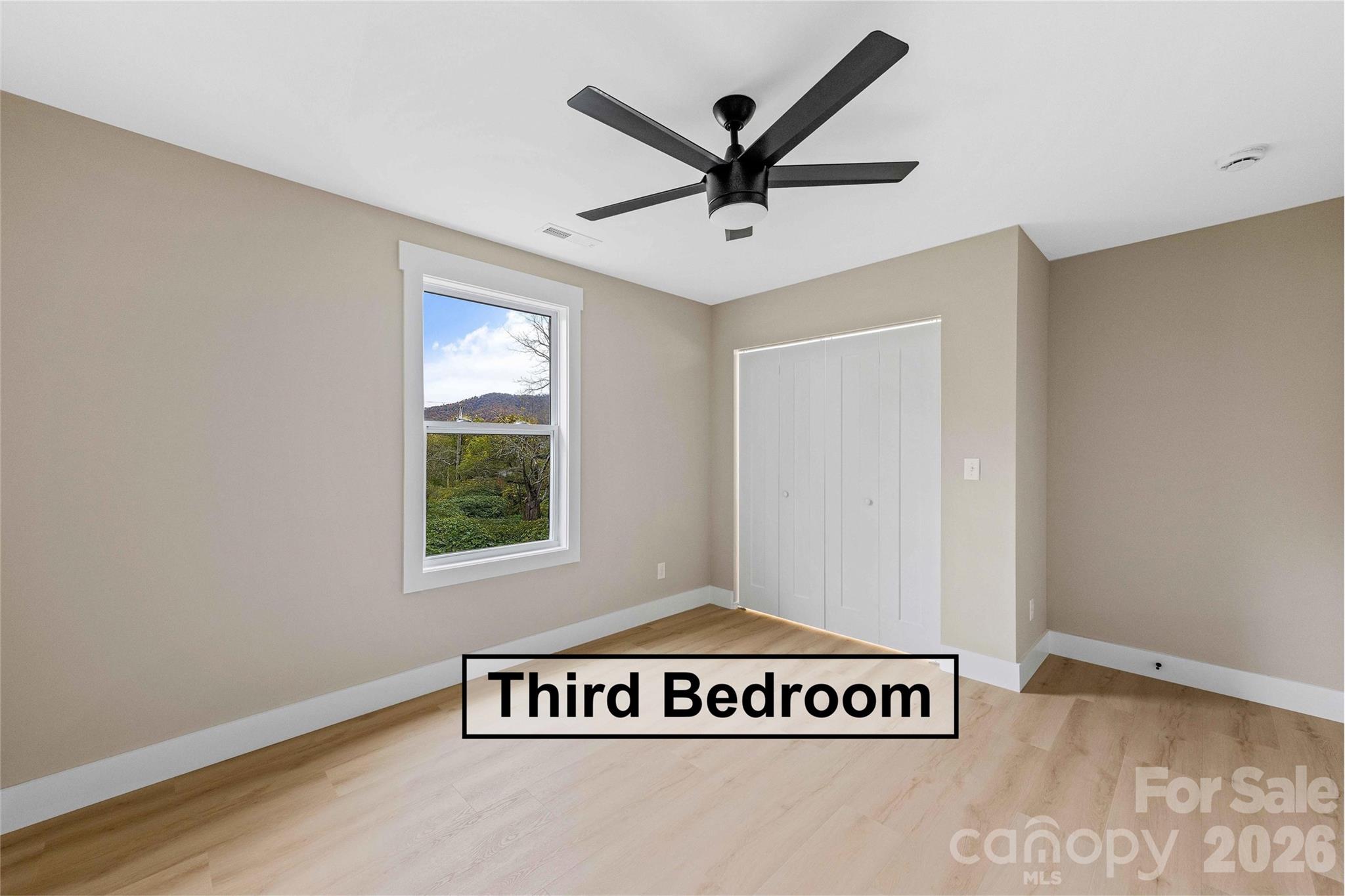 662 Beehive Road Hendersonville NC 28792