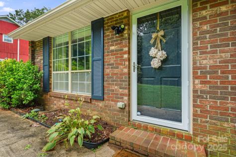 102 Aycock Street Black Mountain NC 28711