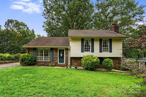 102 Aycock Street Black Mountain NC 28711