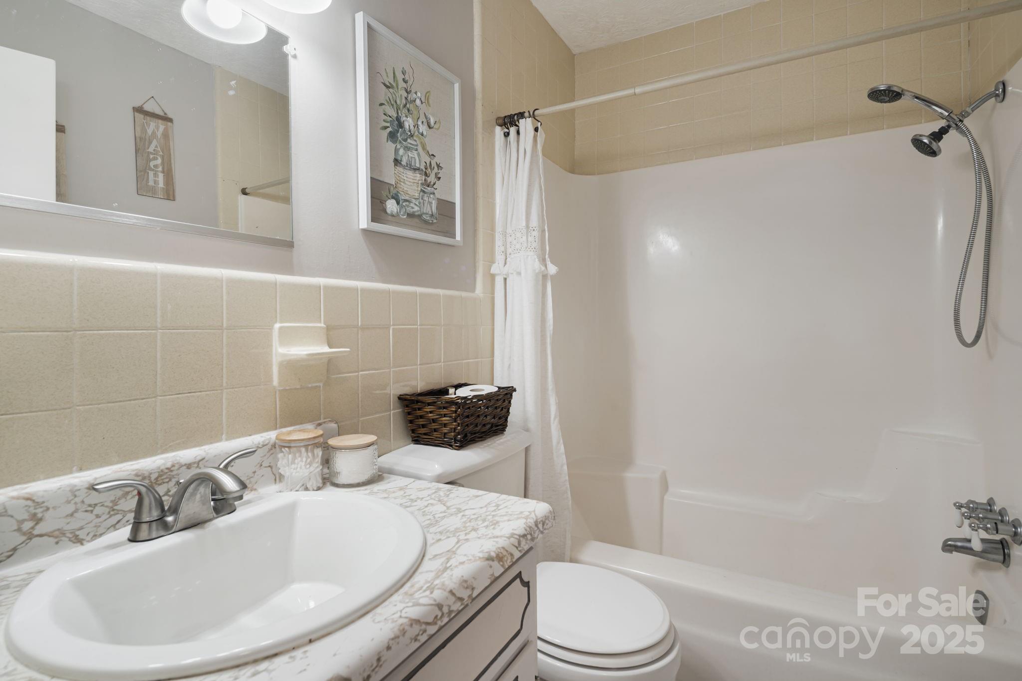 102 Aycock Street Black Mountain NC 28711